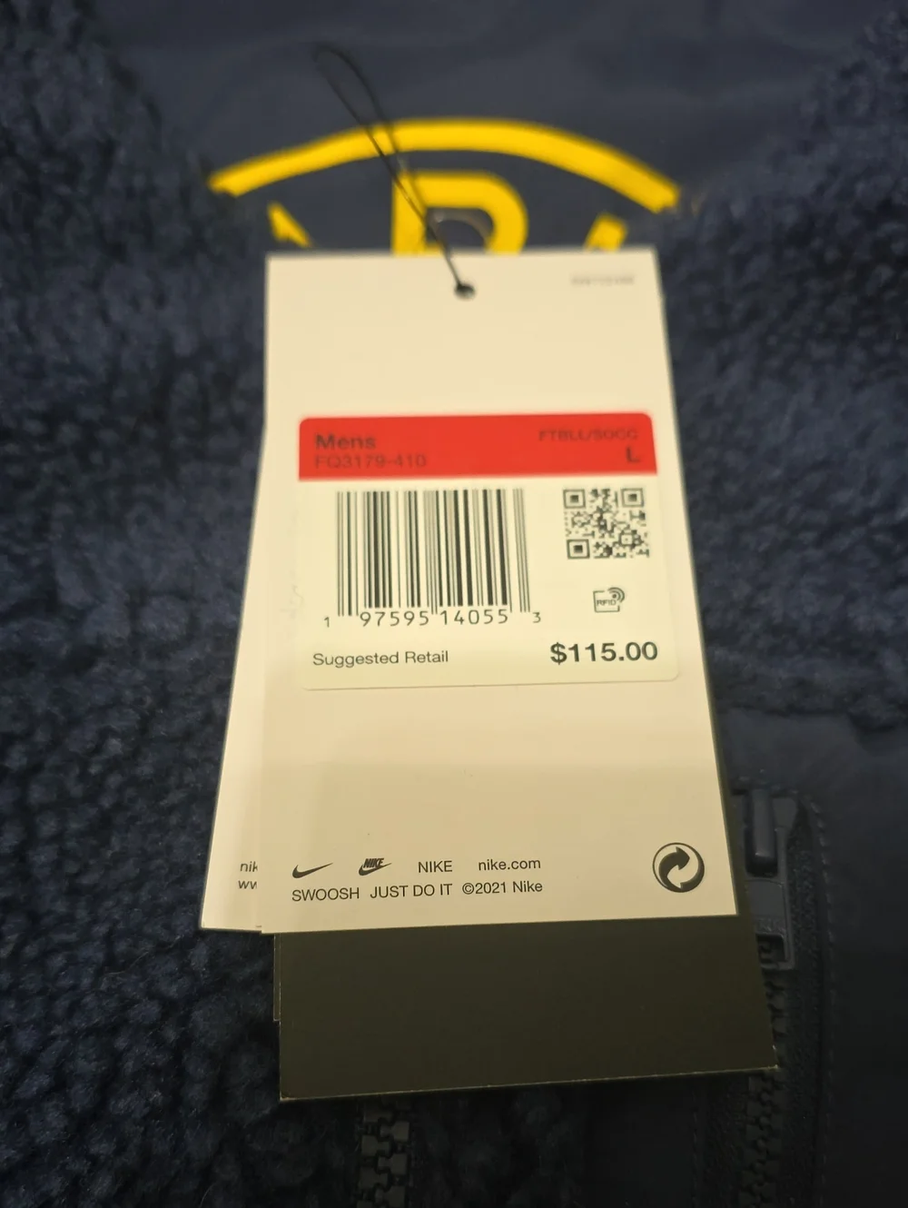 Paris Saint-Germain Nike Club+ Winterized Reversible Full-Zip Vest. Size L.